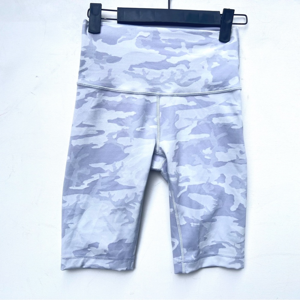 Lululemon Wunder under shorts 4 Incognito Camo Jacquard Alpine White Starlight